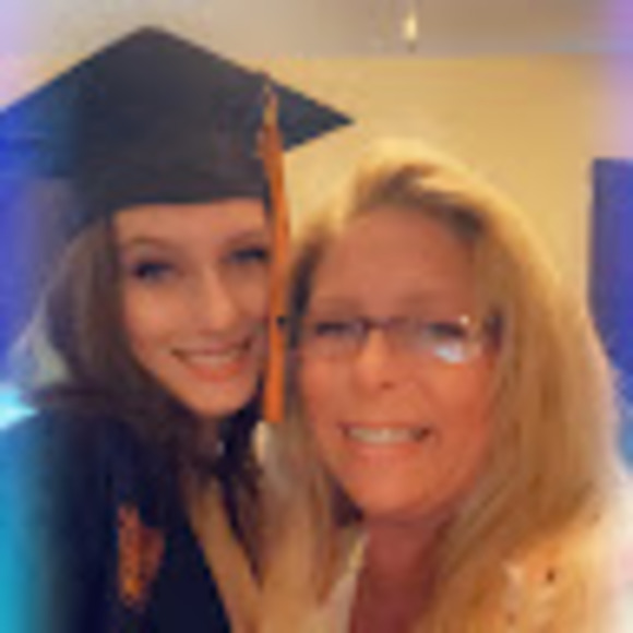 Meet your Posher, Pamela - Picture 1 of 1